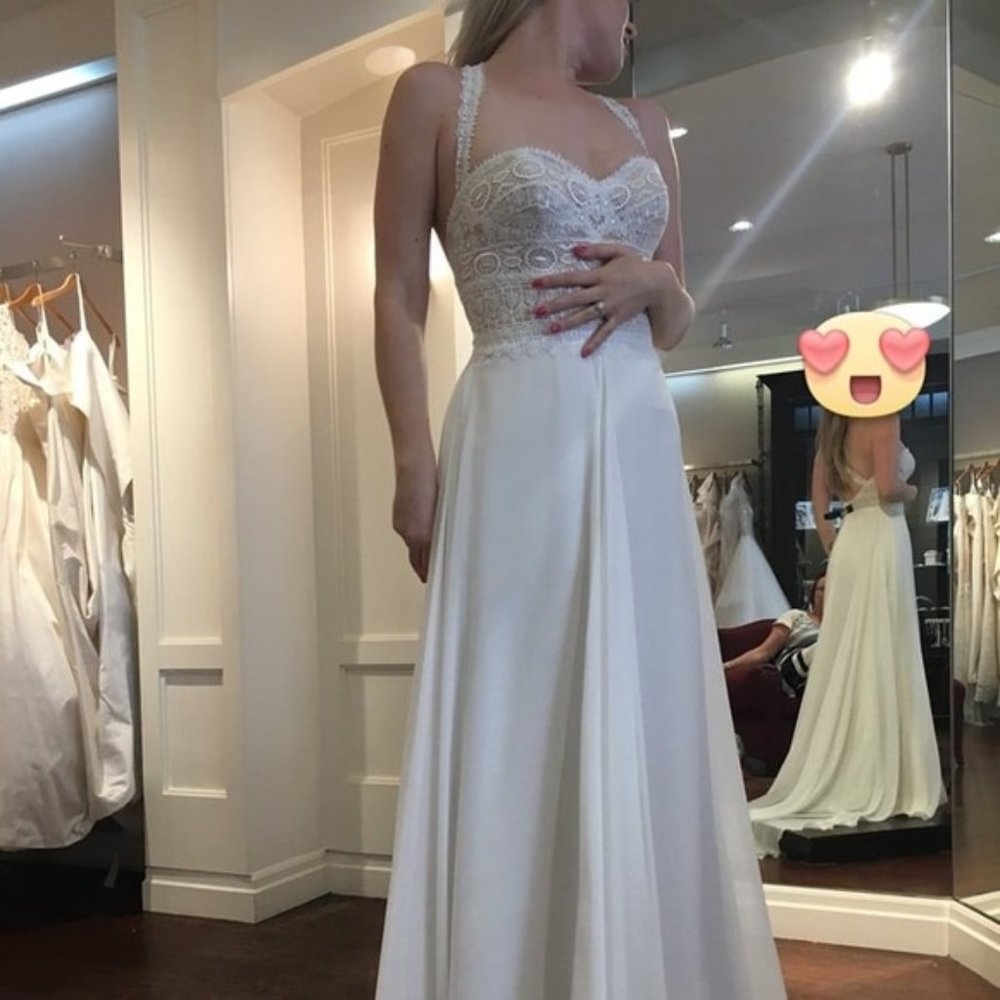 Pronovias Drenube wedding dress